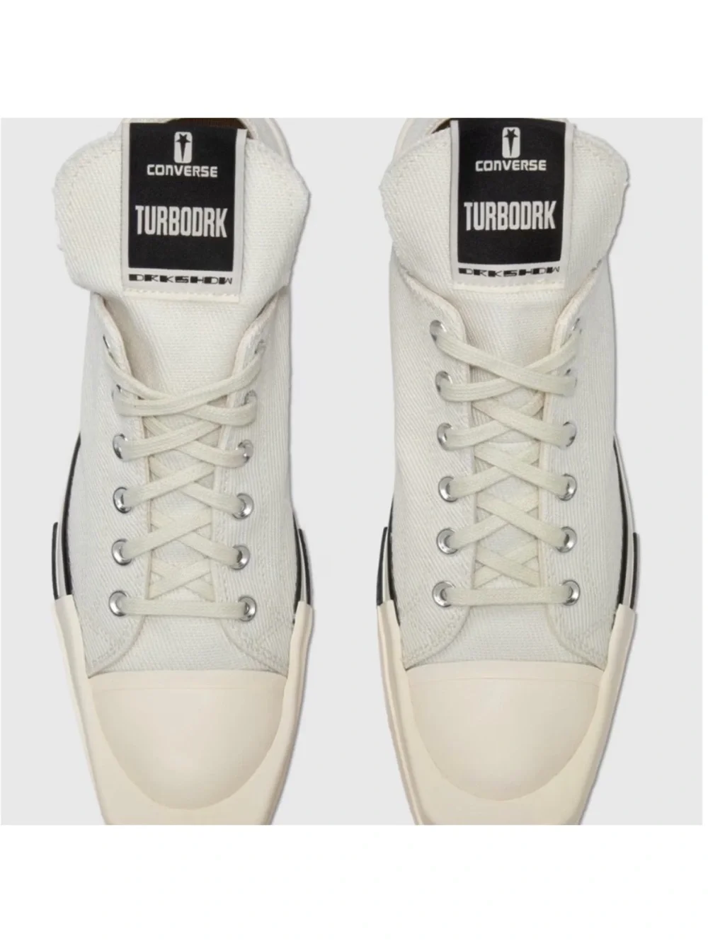 Converse TURBODRK Men’s Low-Top Sneakers in Off-White with Black Accents